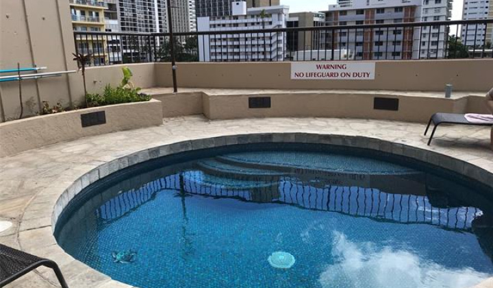 320 Liliuokalani Avenue,Honolulu,Hawaii,96815,2 ベッドルーム ベッドルーム,1 バスルームバスルーム,コンド / タウンハウス,Liliuokalani,8,18374498