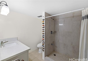 2825 King Street,Honolulu,Hawaii,96826,2 Bedrooms Bedrooms,2 BathroomsBathrooms,Condo/Townhouse,King,36,18374579