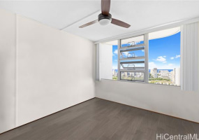 2825 King Street,Honolulu,Hawaii,96826,2 Bedrooms Bedrooms,2 BathroomsBathrooms,Condo/Townhouse,King,36,18374579