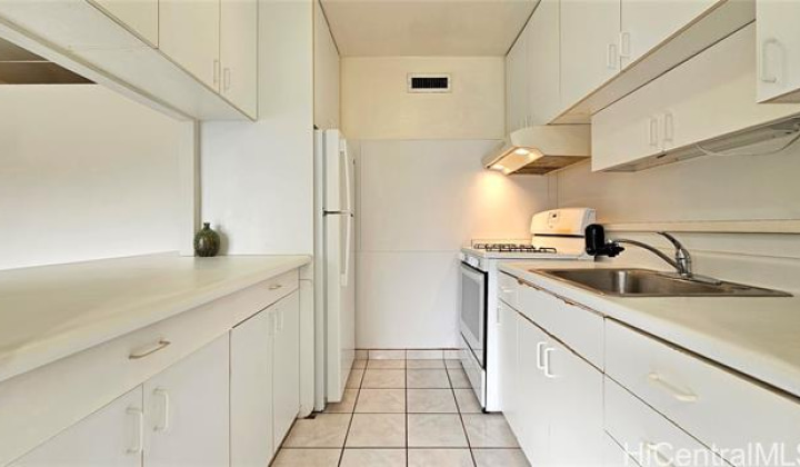 910 Ahana Street,Honolulu,Hawaii,96814,2 ベッドルーム ベッドルーム,1 バスルームバスルーム,コンド / タウンハウス,Ahana,10,18374646