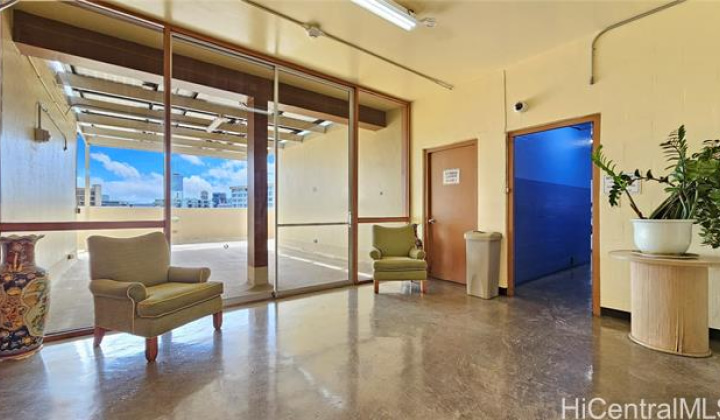 910 Ahana Street,Honolulu,Hawaii,96814,2 ベッドルーム ベッドルーム,1 バスルームバスルーム,コンド / タウンハウス,Ahana,10,18374646