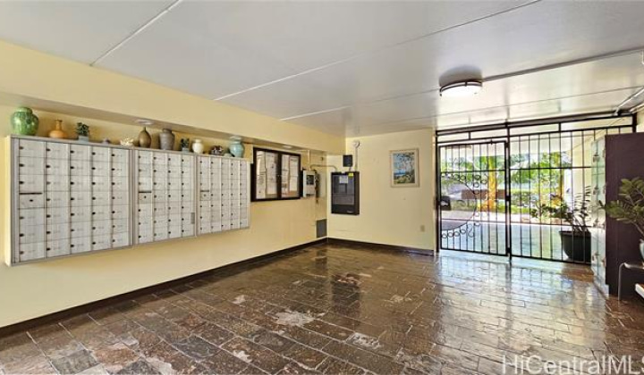 910 Ahana Street,Honolulu,Hawaii,96814,2 ベッドルーム ベッドルーム,1 バスルームバスルーム,コンド / タウンハウス,Ahana,10,18374646