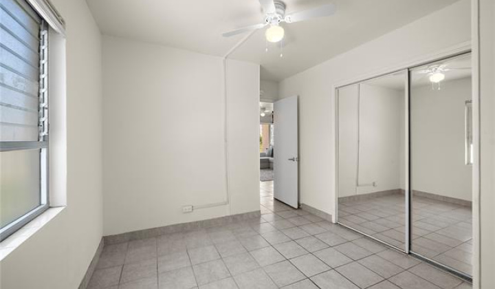 222 Kaiulani Avenue,Honolulu,Hawaii,96815,2 ベッドルーム ベッドルーム,1 バスルームバスルーム,コンド / タウンハウス,Kaiulani,5,18374902