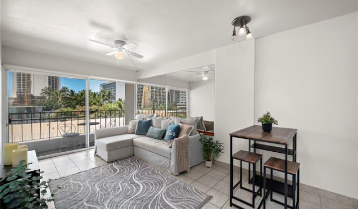 222 Kaiulani Avenue,Honolulu,Hawaii,96815,2 ベッドルーム ベッドルーム,1 バスルームバスルーム,コンド / タウンハウス,Kaiulani,5,18374902