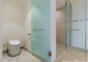 1100 Ala Moana Boulevard,Honolulu,Hawaii,96814,2 Bedrooms Bedrooms,2 BathroomsBathrooms,Condo/Townhouse,Ala Moana,9,18375392