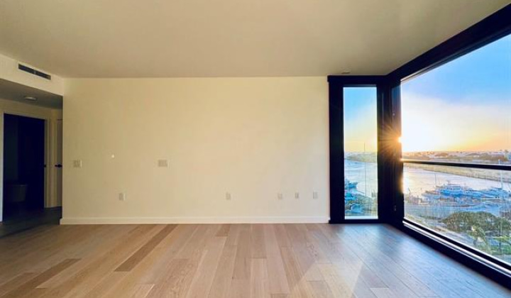 1100 Ala Moana Boulevard,Honolulu,Hawaii,96814,2 Bedrooms Bedrooms,2 BathroomsBathrooms,Condo/Townhouse,Ala Moana,9,18375392