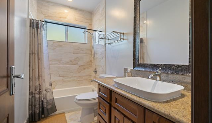 41- 051 Hinalea Street,Waimanalo,Hawaii,96795,11 ベッドルーム ベッドルーム,8 バスルームバスルーム,一戸建て,Hinalea,18375504