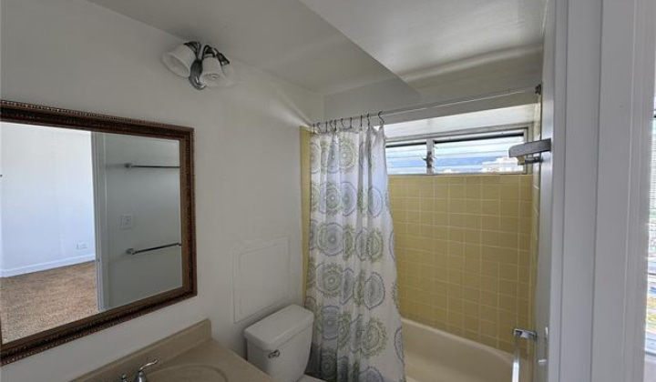2525 Date Street,Honolulu,Hawaii,96826,1 バスルームバスルーム,コンド / タウンハウス,Date,21,18375914