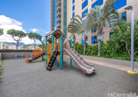 1200 Queen Emma Street,Honolulu,Hawaii,96813,2 ベッドルーム ベッドルーム,1 バスルームバスルーム,コンド / タウンハウス,Queen Emma,10,18375986