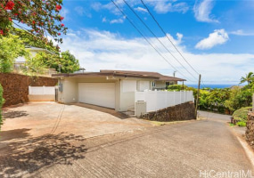 1898 Iwi Way,Honolulu,Hawaii,96816,3 ベッドルーム ベッドルーム,2 バスルームバスルーム,一戸建て,Iwi,18821881