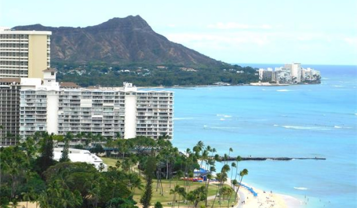 2161 Kalia Road,Honolulu,Hawaii,96815,1 Bedroom Bedrooms,1 BathroomBathrooms,Condo/Townhouse,Kalia,4,18376386