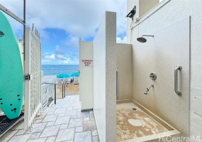 2161 Kalia Road,Honolulu,Hawaii,96815,1 Bedroom Bedrooms,1 BathroomBathrooms,Condo/Townhouse,Kalia,4,18376386