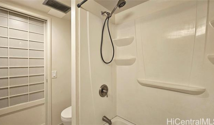 444 Nahua Street,Honolulu,Hawaii,96815,1 ベッドルーム ベッドルーム,1 バスルームバスルーム,コンド / タウンハウス,Nahua,17,18376521
