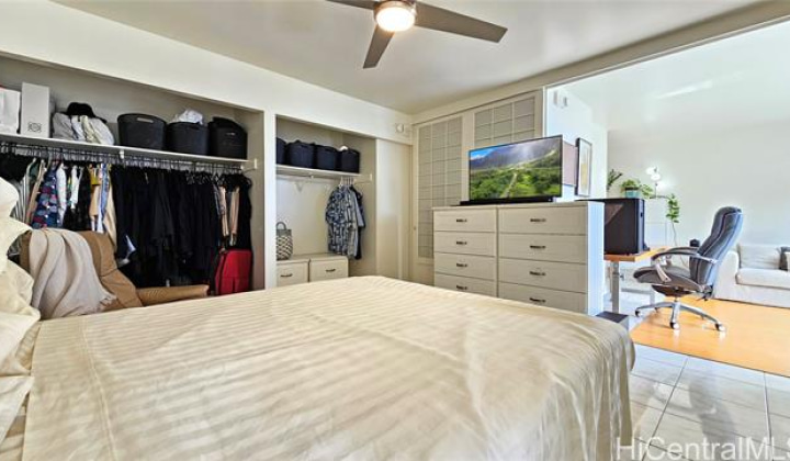 444 Nahua Street,Honolulu,Hawaii,96815,1 ベッドルーム ベッドルーム,1 バスルームバスルーム,コンド / タウンハウス,Nahua,17,18376521