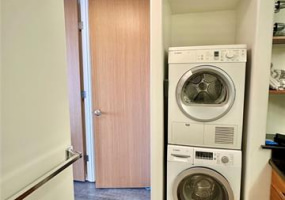 411 Hobron Lane,Honolulu,Hawaii,96815,1 ベッドルーム ベッドルーム,1 バスルームバスルーム,コンド / タウンハウス,Hobron,9,18376823