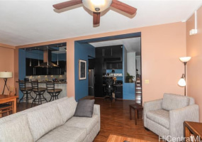 1088 Bishop Street,Honolulu,Hawaii,96813,1 Bedroom Bedrooms,1 BathroomBathrooms,Condo/Townhouse,Bishop,11,18376885