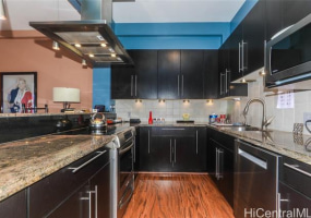 1088 Bishop Street,Honolulu,Hawaii,96813,1 Bedroom Bedrooms,1 BathroomBathrooms,Condo/Townhouse,Bishop,11,18376885