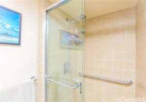 1088 Bishop Street,Honolulu,Hawaii,96813,1 Bedroom Bedrooms,1 BathroomBathrooms,Condo/Townhouse,Bishop,11,18376885