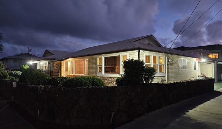 4153 Kilauea Avenue,Honolulu,Hawaii,96816,4 Bedrooms Bedrooms,3 BathroomsBathrooms,Single family,Kilauea,18377036