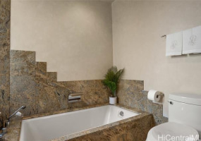 1527 Hoaaina Street,Honolulu,Hawaii,96821,4 ベッドルーム ベッドルーム,2 バスルームバスルーム,一戸建て,Hoaaina,18377155