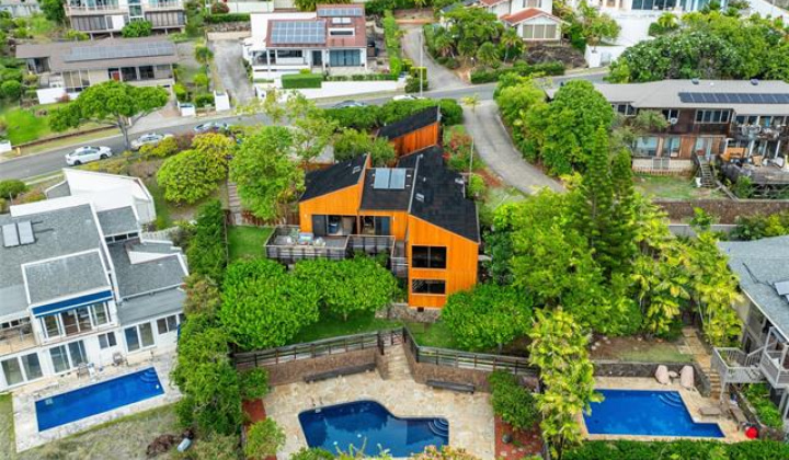 1527 Hoaaina Street,Honolulu,Hawaii,96821,4 ベッドルーム ベッドルーム,2 バスルームバスルーム,一戸建て,Hoaaina,18377155