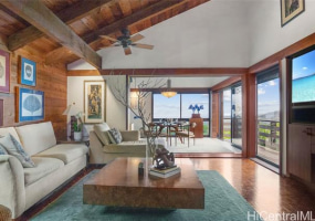 1527 Hoaaina Street,Honolulu,Hawaii,96821,4 ベッドルーム ベッドルーム,2 バスルームバスルーム,一戸建て,Hoaaina,18377155