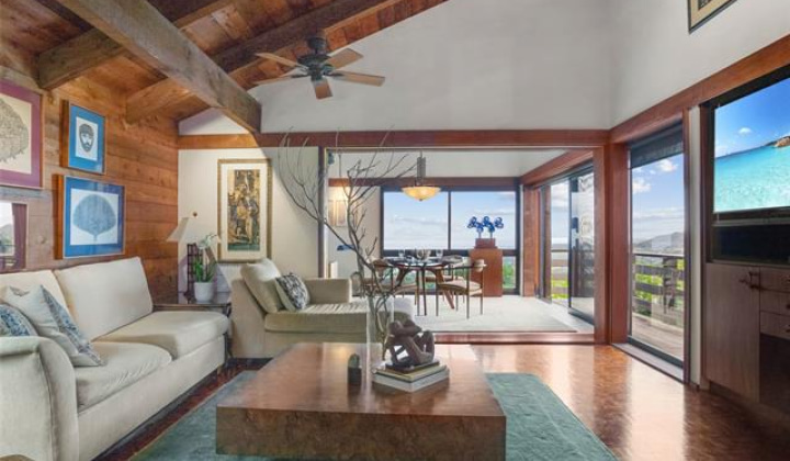 1527 Hoaaina Street,Honolulu,Hawaii,96821,4 ベッドルーム ベッドルーム,2 バスルームバスルーム,一戸建て,Hoaaina,18377155