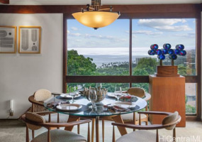 1527 Hoaaina Street,Honolulu,Hawaii,96821,4 ベッドルーム ベッドルーム,2 バスルームバスルーム,一戸建て,Hoaaina,18377155