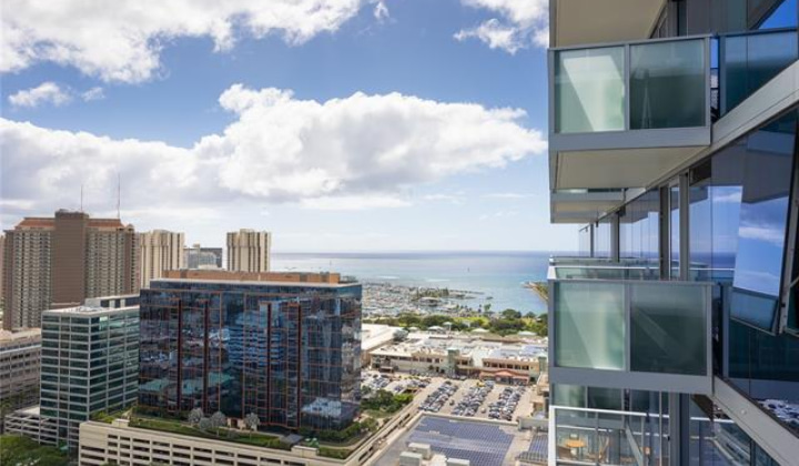 629 Keeaumoku Street,Honolulu,Hawaii,96814,2 ベッドルーム ベッドルーム,2 バスルームバスルーム,コンド / タウンハウス,Keeaumoku,31,18377921