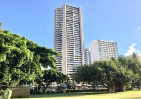 1910 Ala Moana Boulevard,Honolulu,Hawaii,96815,2 ベッドルーム ベッドルーム,2 バスルームバスルーム,コンド / タウンハウス,Ala Moana,14,18378066