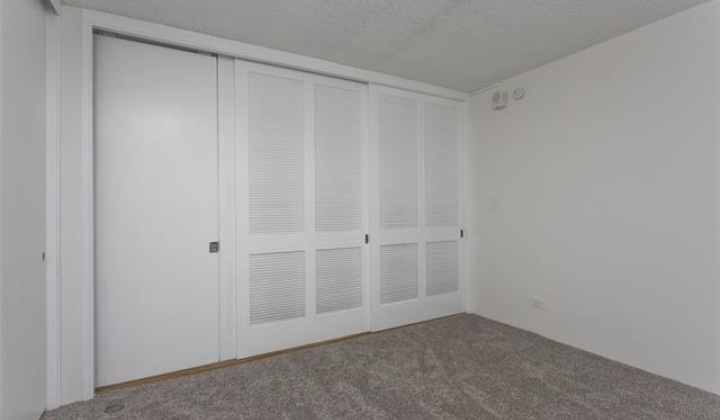1556 Piikoi Street,Honolulu,Hawaii,96822,1 ベッドルーム ベッドルーム,1 バスルームバスルーム,コンド / タウンハウス,Piikoi,18,18378334