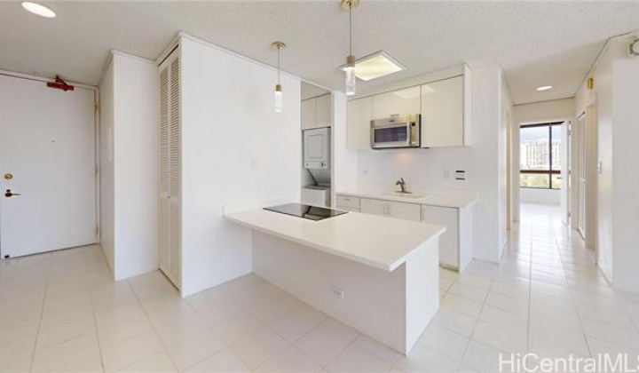 320 Liliuokalani Avenue,Honolulu,Hawaii,96815,2 ベッドルーム ベッドルーム,1 バスルームバスルーム,コンド / タウンハウス,Liliuokalani,9,18826277
