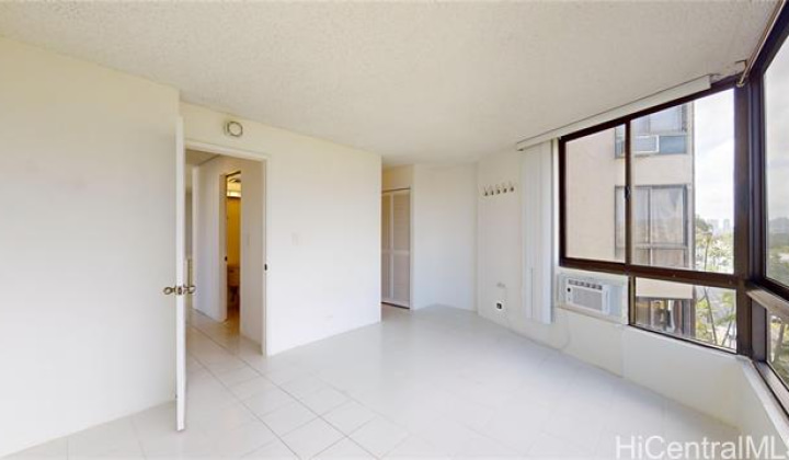 320 Liliuokalani Avenue,Honolulu,Hawaii,96815,2 ベッドルーム ベッドルーム,1 バスルームバスルーム,コンド / タウンハウス,Liliuokalani,9,18826277