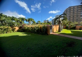 1121 Ala Napunani Street,Honolulu,Hawaii,96818,2 ベッドルーム ベッドルーム,1 バスルームバスルーム,コンド / タウンハウス,Ala Napunani,19,18379033