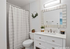 425 Ena Road,Honolulu,Hawaii,96815,1 ベッドルーム ベッドルーム,1 バスルームバスルーム,コンド / タウンハウス,Ena,4,18379211
