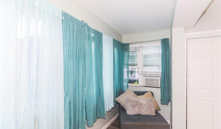 410 Nahua Street,Honolulu,Hawaii,96815,1 ベッドルーム ベッドルーム,1 バスルームバスルーム,コンド / タウンハウス,Nahua,3,18379219