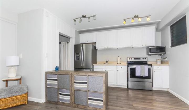 410 Nahua Street,Honolulu,Hawaii,96815,1 ベッドルーム ベッドルーム,1 バスルームバスルーム,コンド / タウンハウス,Nahua,3,18379219