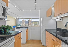 2233 Ala Wai Boulevard,Honolulu,Hawaii,96815,1 ベッドルーム ベッドルーム,1 バスルームバスルーム,コンド / タウンハウス,Ala Wai,18,18379221