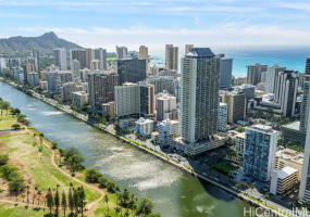 2233 Ala Wai Boulevard,Honolulu,Hawaii,96815,1 ベッドルーム ベッドルーム,1 バスルームバスルーム,コンド / タウンハウス,Ala Wai,18,18379221