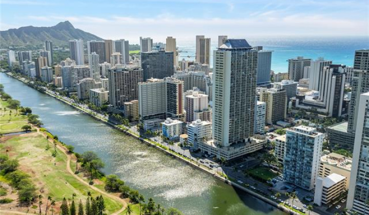 2233 Ala Wai Boulevard,Honolulu,Hawaii,96815,1 ベッドルーム ベッドルーム,1 バスルームバスルーム,コンド / タウンハウス,Ala Wai,18,18379221