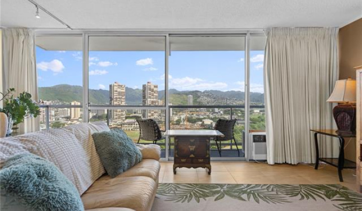 2233 Ala Wai Boulevard,Honolulu,Hawaii,96815,1 ベッドルーム ベッドルーム,1 バスルームバスルーム,コンド / タウンハウス,Ala Wai,18,18379221