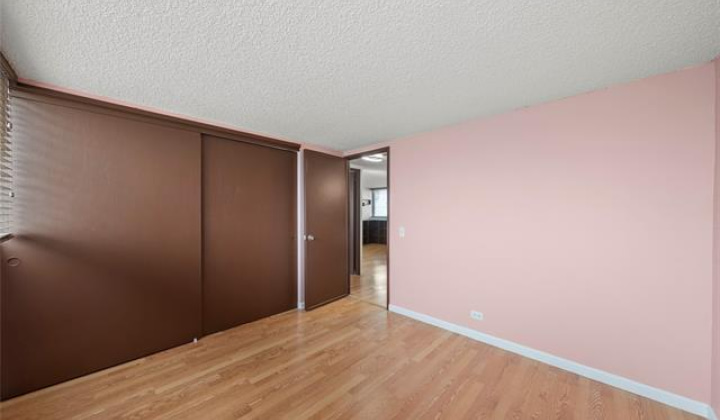 502 Captain Cook Avenue,Honolulu,Hawaii,96813,2 ベッドルーム ベッドルーム,1 バスルームバスルーム,コンド / タウンハウス,Captain Cook,3,18379676