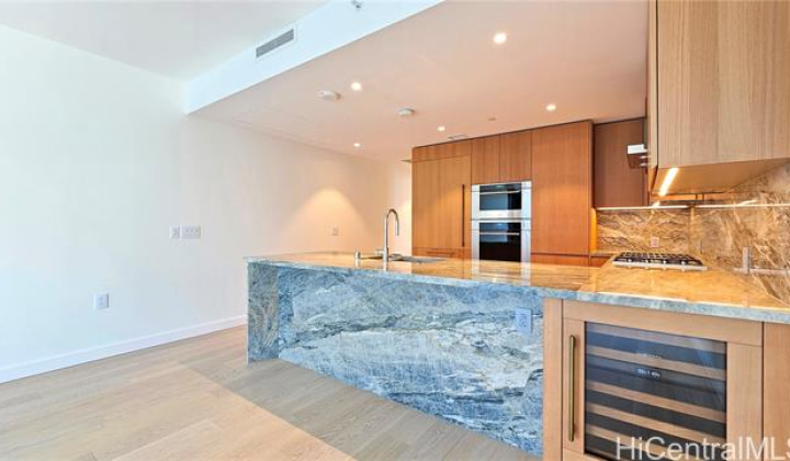 1100 Ala Moana Boulevard,Honolulu,Hawaii,96814,2 Bedrooms Bedrooms,2 BathroomsBathrooms,Condo/Townhouse,Ala Moana,23,18380001