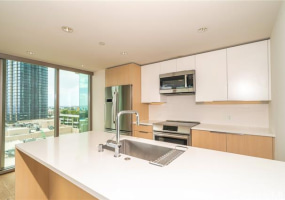 1001 Queen Street,Honolulu,Hawaii,96814,2 Bedrooms Bedrooms,2 BathroomsBathrooms,Condo/Townhouse,Queen,9,18380528