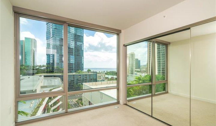 1001 Queen Street,Honolulu,Hawaii,96814,2 Bedrooms Bedrooms,2 BathroomsBathrooms,Condo/Townhouse,Queen,9,18380528