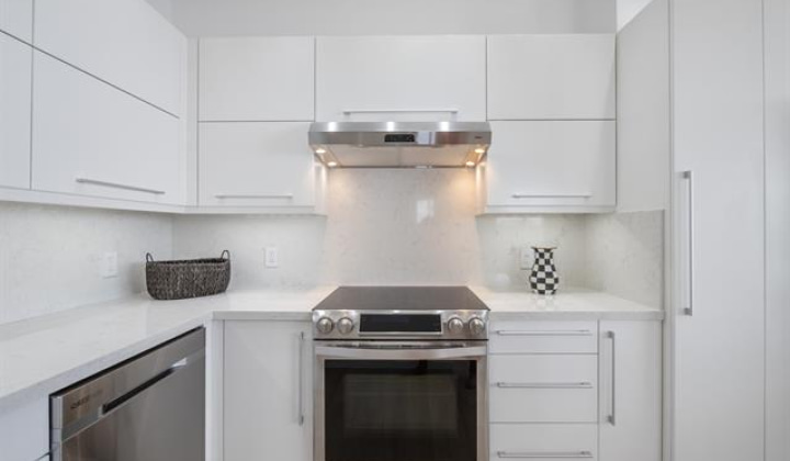 1910 Ala Moana Boulevard,Honolulu,Hawaii,96815,1 Bedroom Bedrooms,2 BathroomsBathrooms,Condo/Townhouse,Ala Moana,41,18380592