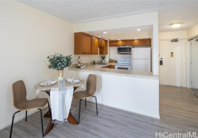 1255 Nuuanu Avenue,Honolulu,Hawaii,96817,1 ベッドルーム ベッドルーム,1 バスルームバスルーム,コンド / タウンハウス,Nuuanu,13,18380610