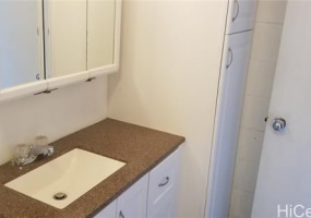 1630 Liholiho Street,Honolulu,Hawaii,96822,1 BathroomBathrooms,Condo/Townhouse,Liholiho,22,18380645