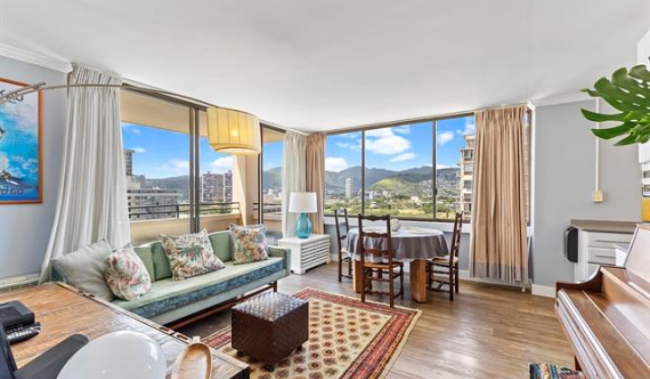 2410 Cleghorn Street,Honolulu,Hawaii,96815,1 ベッドルーム ベッドルーム,1 バスルームバスルーム,コンド / タウンハウス,Cleghorn,18,18828484