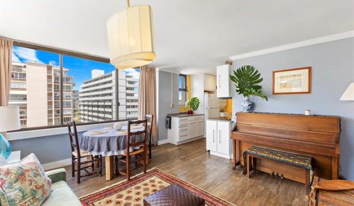 2410 Cleghorn Street,Honolulu,Hawaii,96815,1 ベッドルーム ベッドルーム,1 バスルームバスルーム,コンド / タウンハウス,Cleghorn,18,18828484